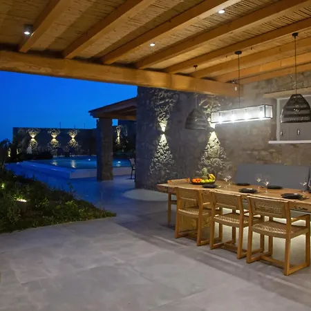 Mykonian Luxury Filyra - Private Pool *